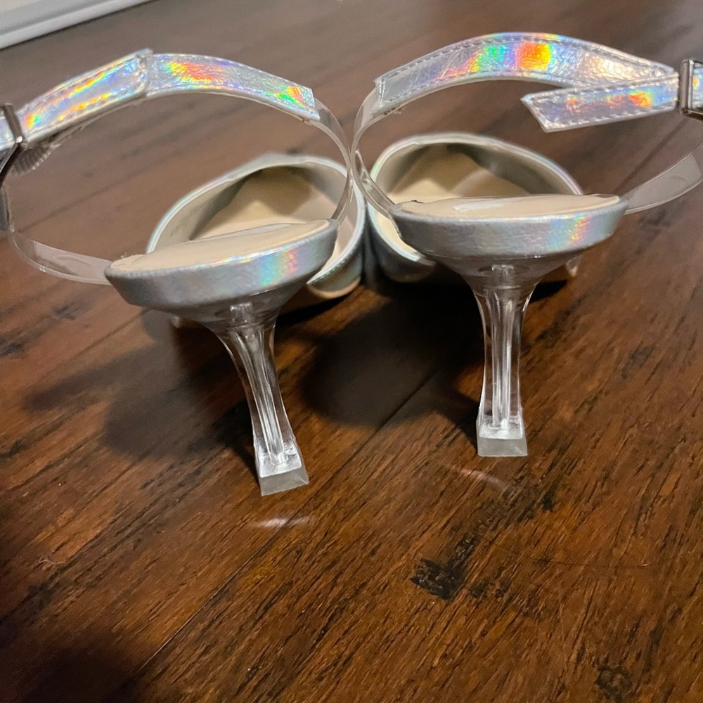 Silver Shimmers - Picture 2 of 3